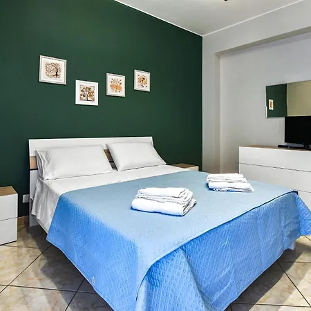 Apartment 2 Bedroom Beautiful In Monterosso *