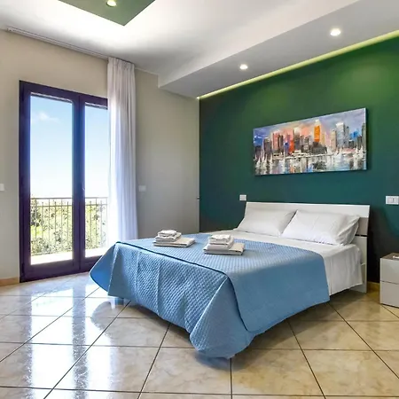 Apartment 2 Bedroom Beautiful In Monterosso